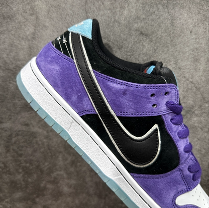 New VT Dunk Low NIKE