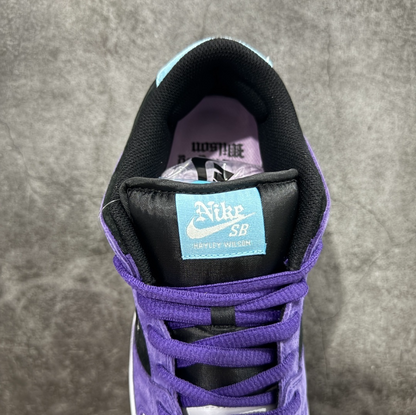 New VT Dunk Low NIKE