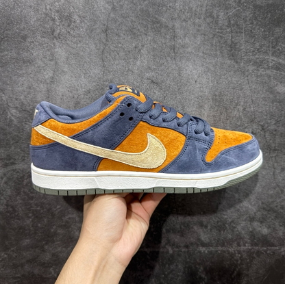 New VT Dunk Low NIKE