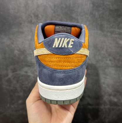 New VT Dunk Low NIKE