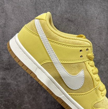 New VT Dunk Low NIKE