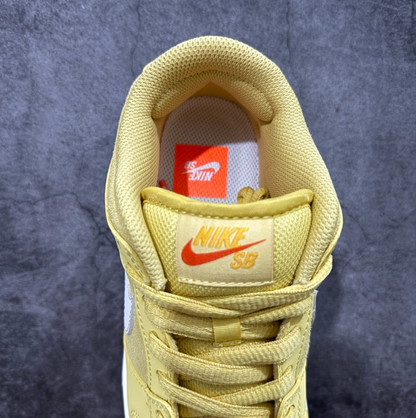 New VT Dunk Low NIKE