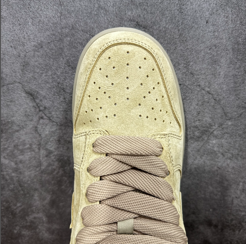 New VT Dunk Low NIKE