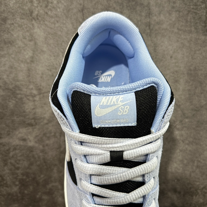 New VT Dunk Low NIKE