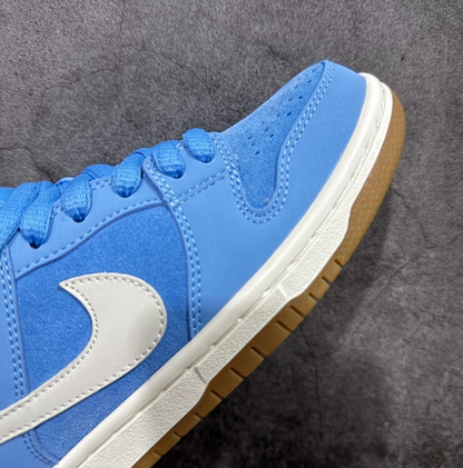 New VT Dunk Low NIKE