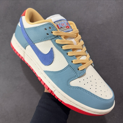 New VT Dunk Low NIKE