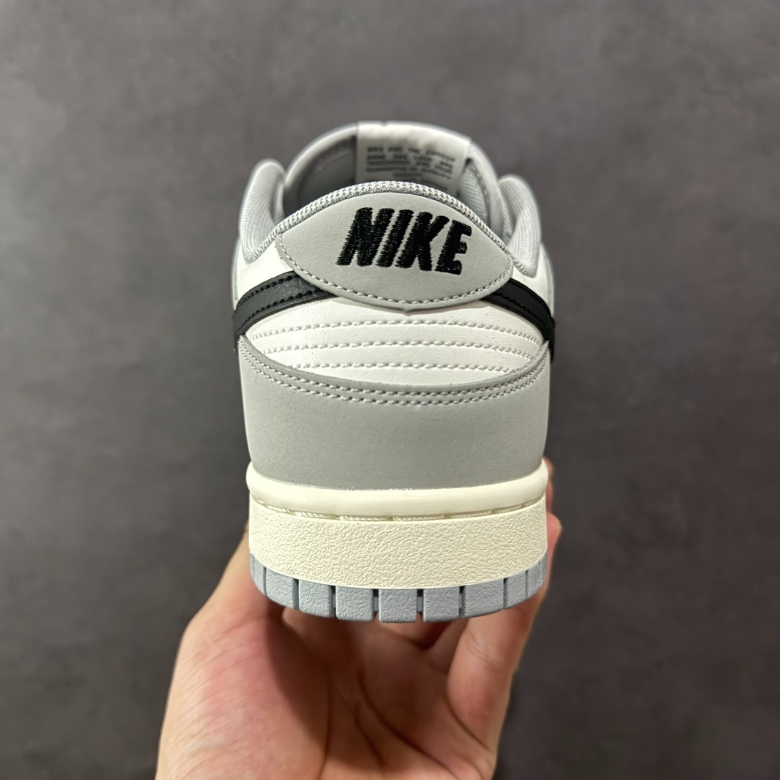 New VT Dunk Low NIKE