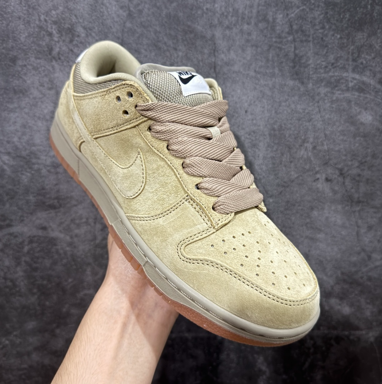 New VT Dunk Low NIKE