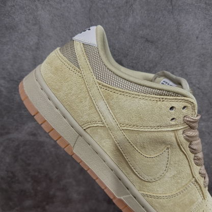 New VT Dunk Low NIKE