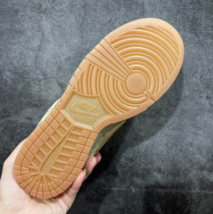 New VT Dunk Low NIKE