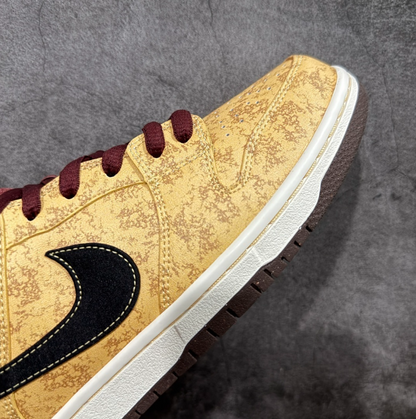 New VT Dunk Low NIKE