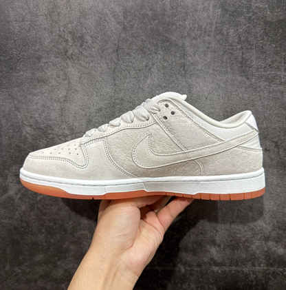 New VT Dunk Low NIKE