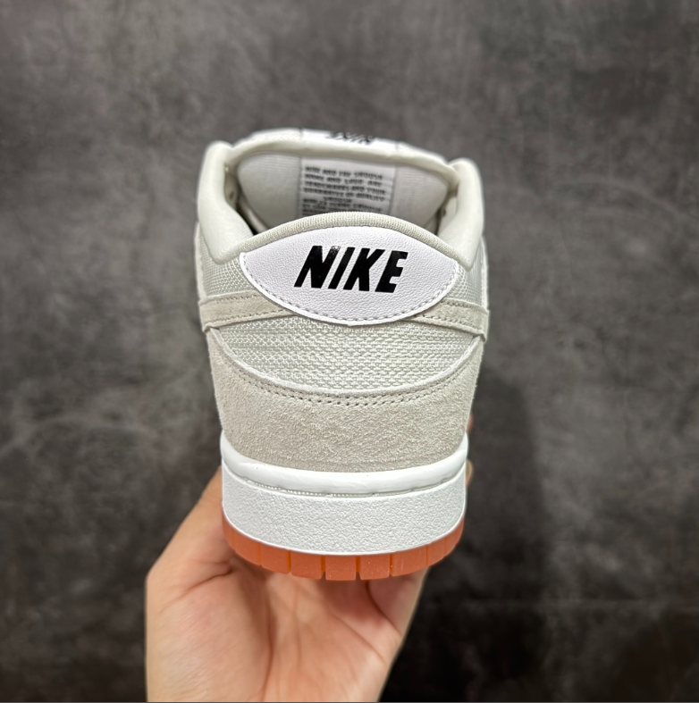 New VT Dunk Low NIKE