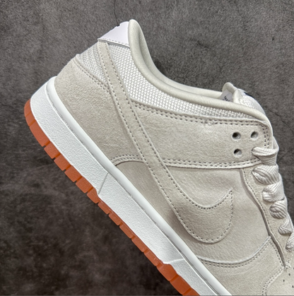 New VT Dunk Low NIKE