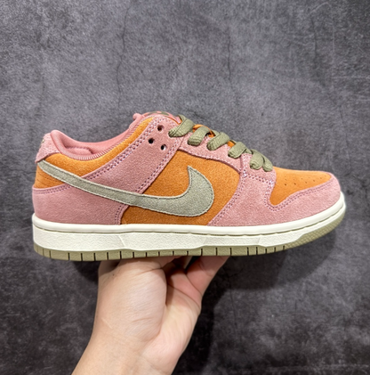 New VT Dunk Low NIKE