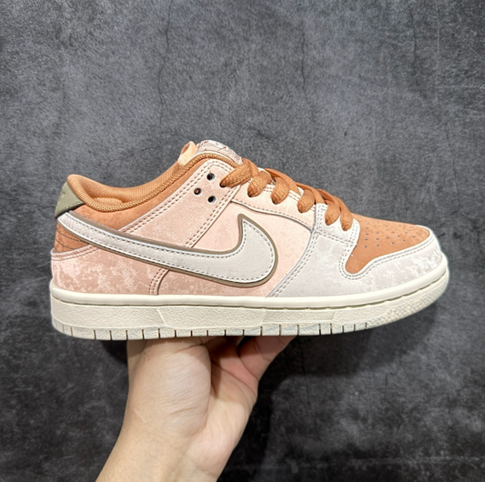New VT Dunk Low NIKE