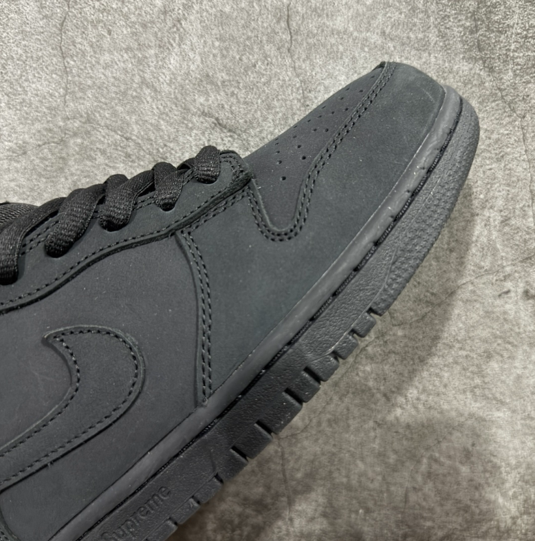 Nike SB Dunk Low Supreme 94 Black