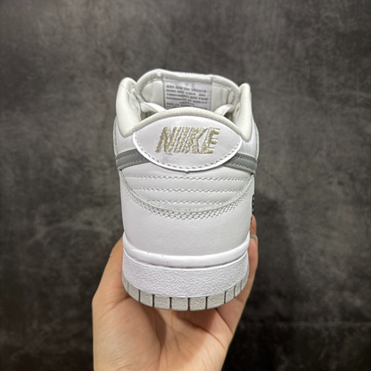Nike SB Dunk Low Supreme 94 White Metallic Silver