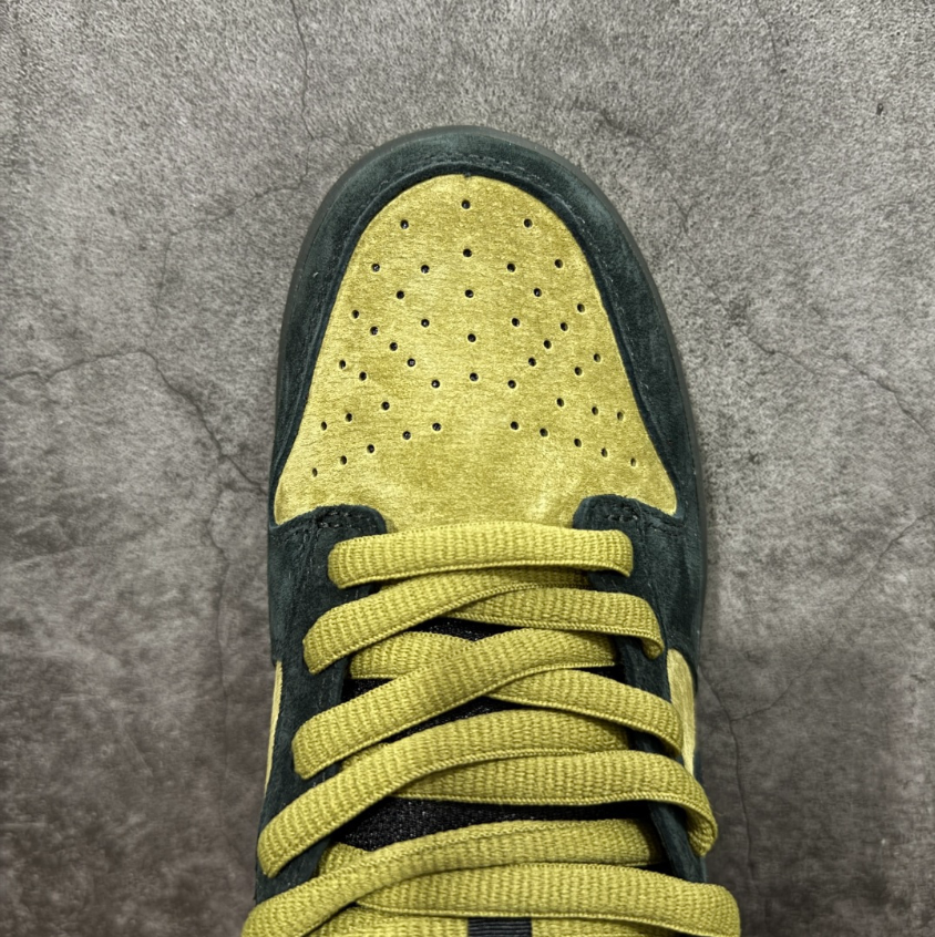 Nike SB Dunk Low Supreme 94 Yellow